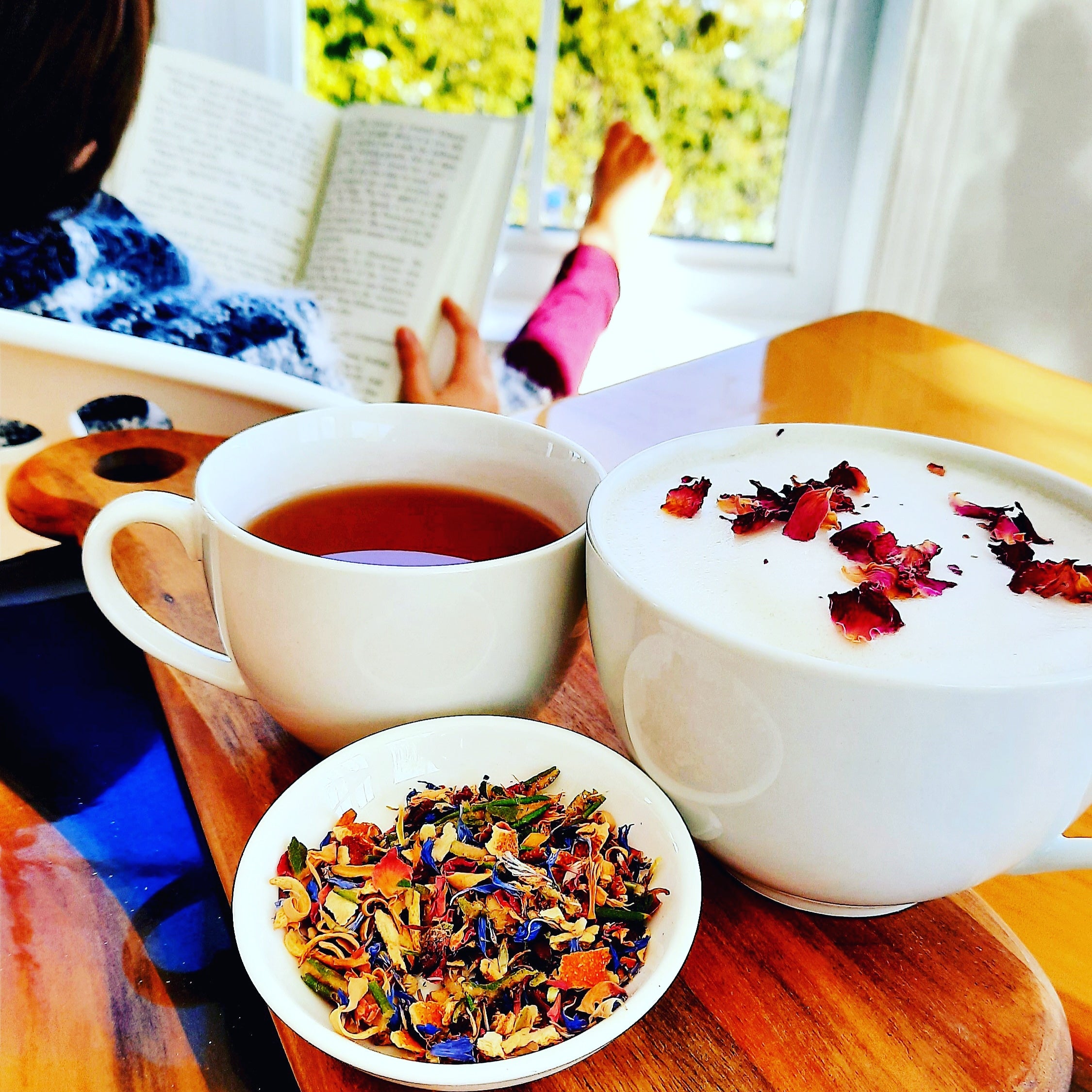 Miss Tea Gris – L'Élégance Florale d’un Lady Grey Naturel